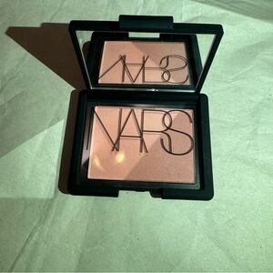 Nars blush